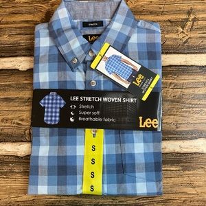 Lee mens small button down blue plaid short sleeve
